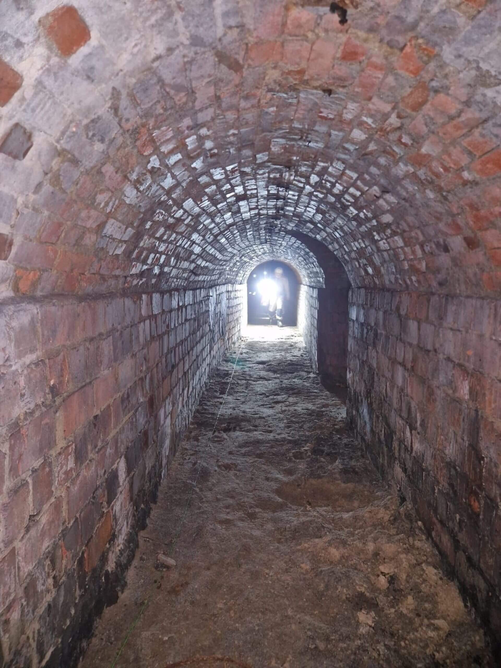 Fragment schronu na terenie dawnej KWK Szombierki Fragment schronu na terenie dawnej KWK Szombierki