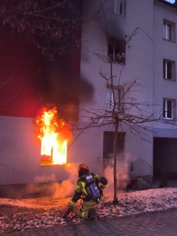 Pożar w Bytomiu przy ul. Głowackiego Pożar w Bytomiu przy ul. Głowackiego