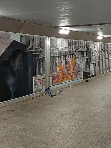 W przejściu podziemnym pod bytomskim dworcem powstają murale W przejściu podziemnym pod bytomskim dworcem powstają murale