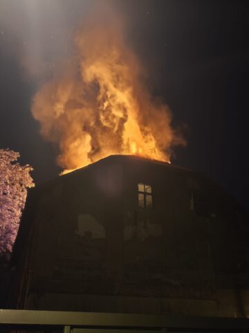 Pożar budynku wielorodzinnego przy ul. Jochymczyka w Bytomiu Pożar budynku wielorodzinnego przy ul. Jochymczyka w Bytomiu