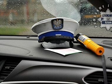 Kolejny nietrzeźwy mieszkaniec Bytomia za kierownicą Pijany 39-latekz Bytomia spowodował kolizję