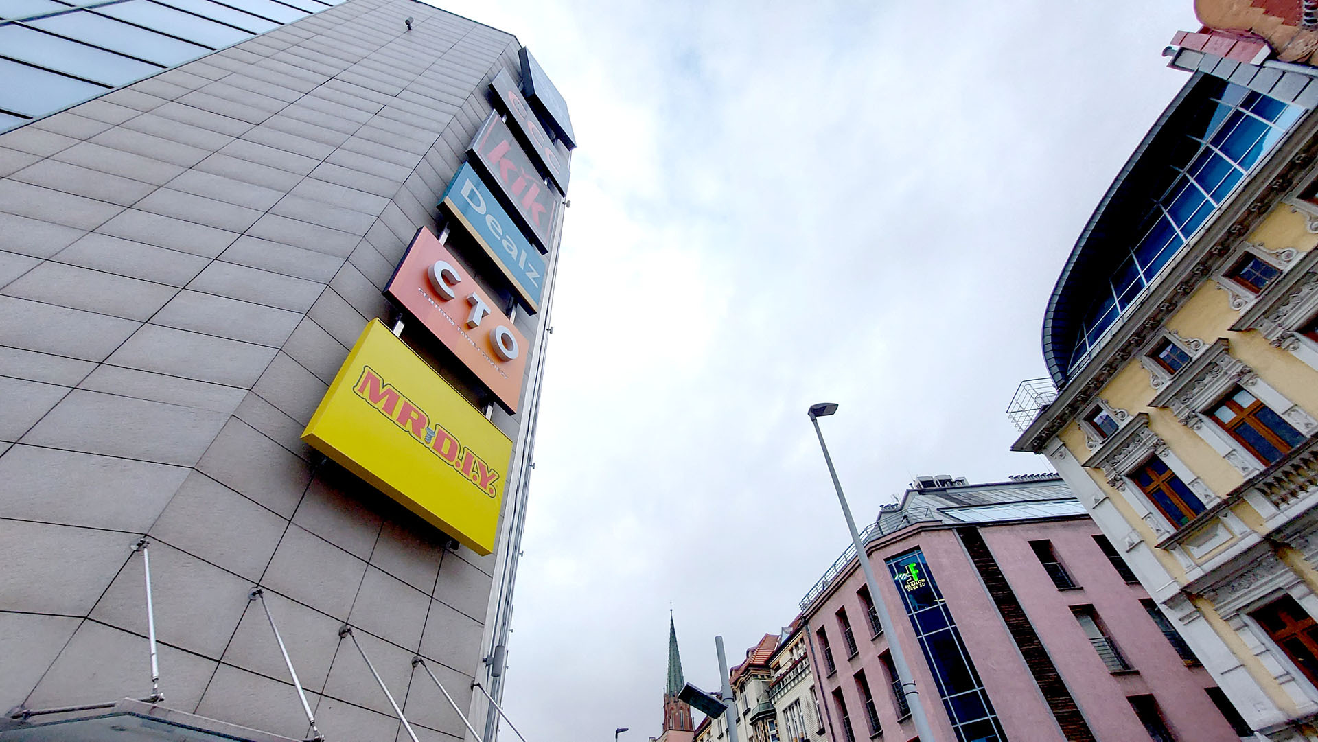 Nowe sklepy Mr.DIY i Worldbox Agora Bytom. Duże zmiany w największej galerii handlowej w mieście