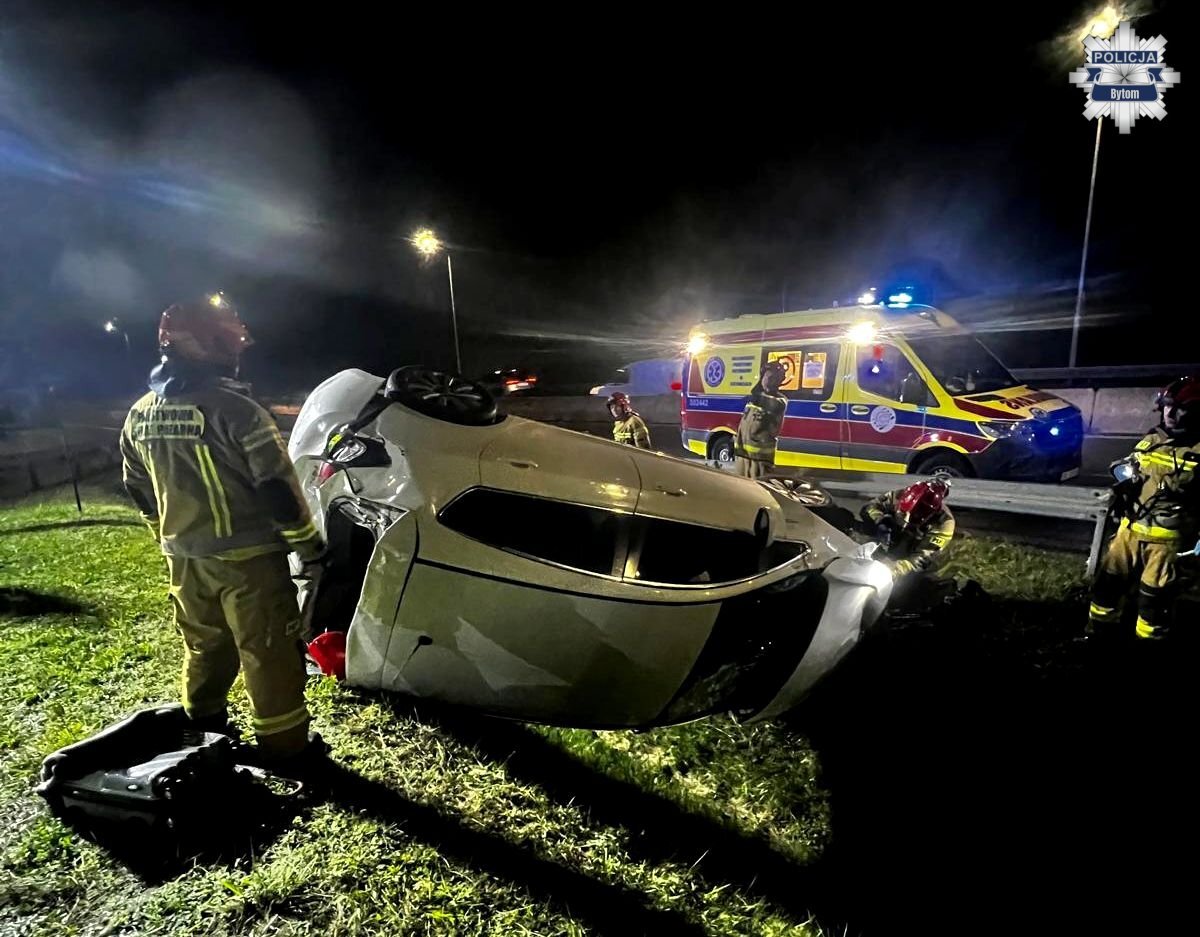 Kolejne groźne zdarzenie w Bytomiu. Policjanci z drogówki apelują o ostrożność