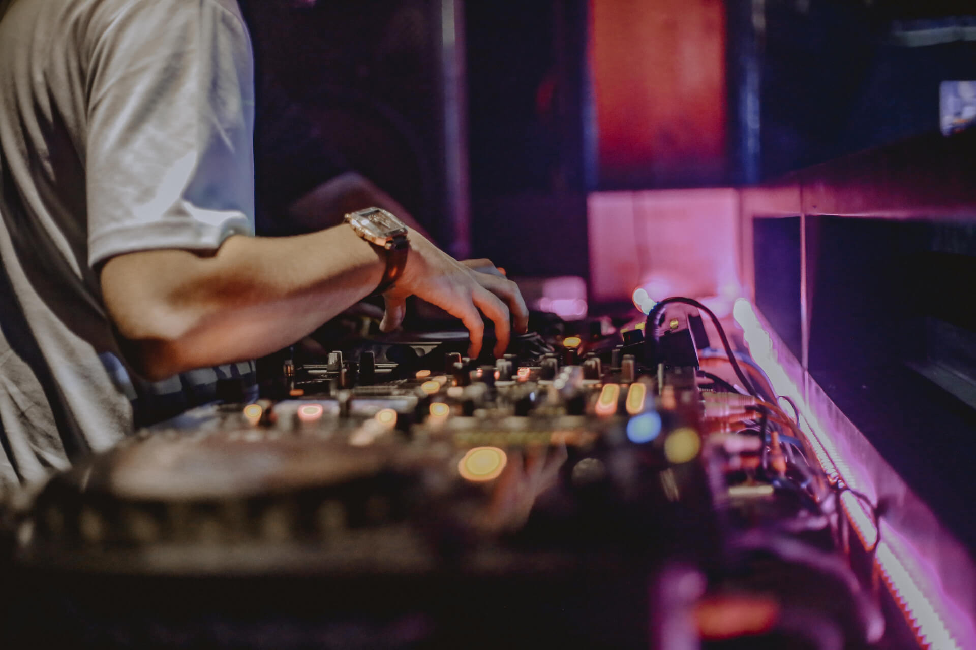 Rave na parkingu Agory w Bytomiu? Tak, jako oficjalny after po targach kawy