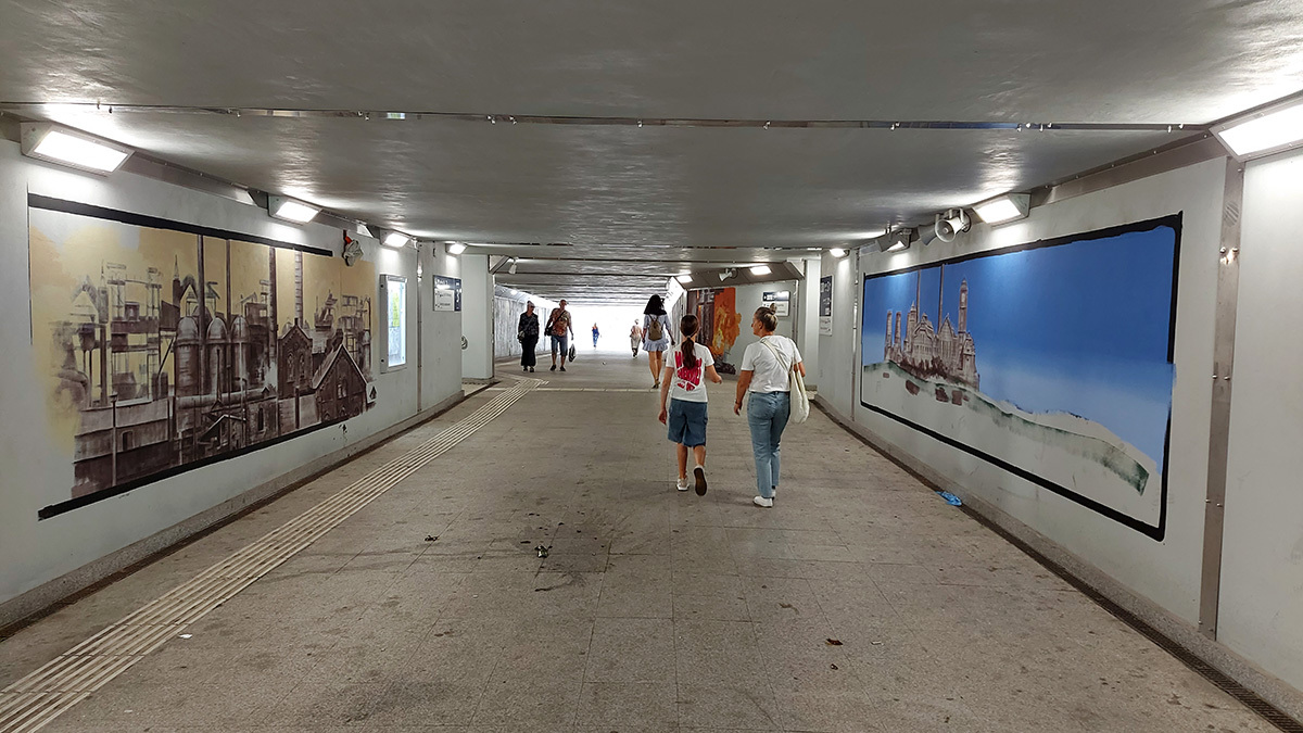 W przejściu podziemnym pod bytomskim dworcem powstają murale