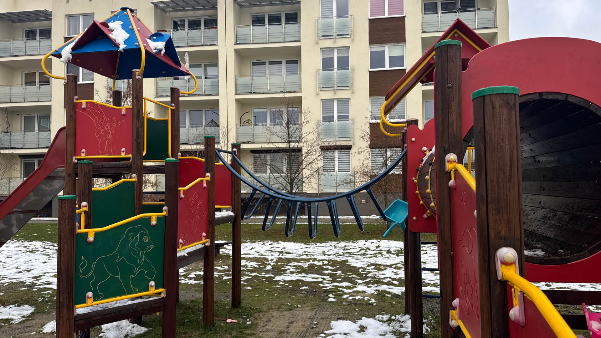 Zmodernizowany plac zabaw przy ul. Karpackiej