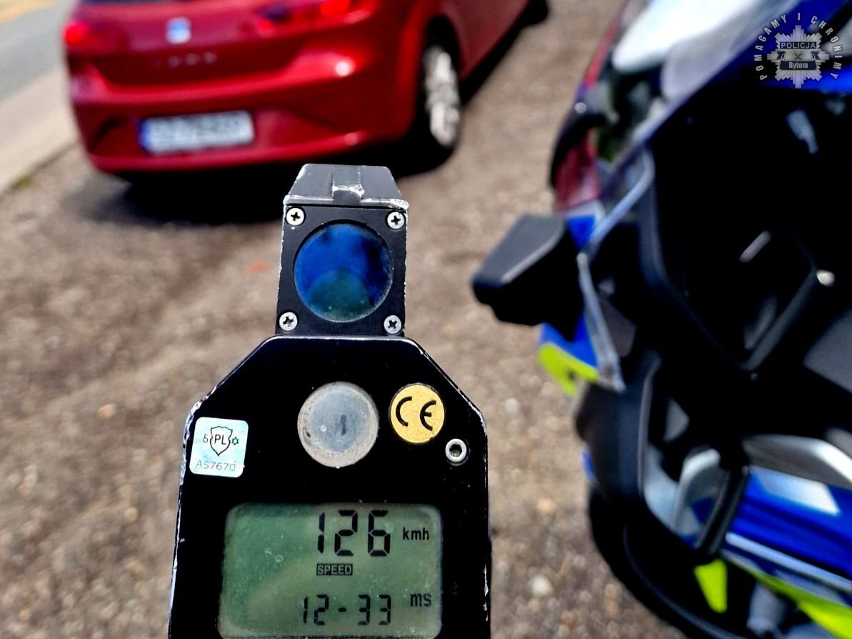 Przekroczył prędkość o 86 km/h. Kierowca wpadł na radar policjantów w Bytomiu