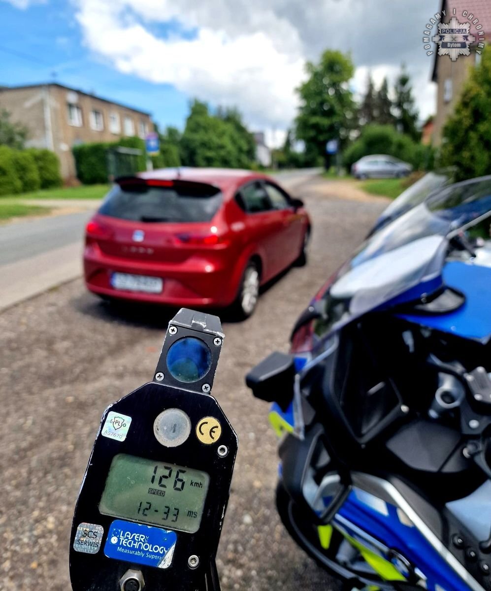 Przekroczył prędkość o 86 km/h. Kierowca wpadł na radar policjantów w Bytomiu