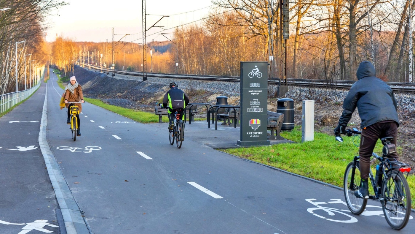 Kolejny krok do powstania Velostrady w Bytomiu. Podpisano umowę w tej sprawie